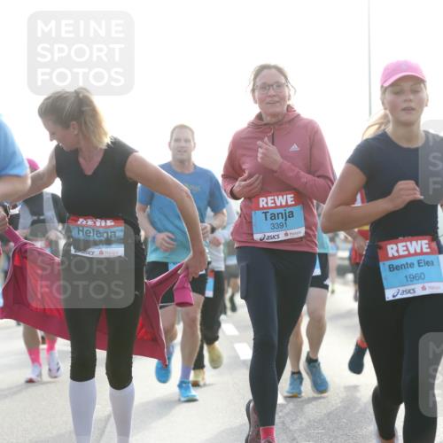 03.10.2026 - Köhlbrandbrückenlauf Jannik Wohlers http://msf.ph/oto/10706073 03.10.2026 09:20:28 Position 3 2955, 3391, 1960, 740 meine-sportfotos.de