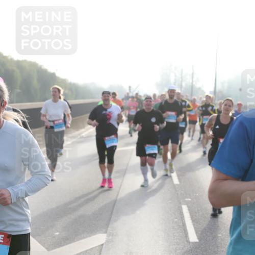 03.10.2026 - Köhlbrandbrückenlauf Jannik Wohlers http://msf.ph/oto/10706096 03.10.2026 09:20:32 Position 3 1140 meine-sportfotos.de