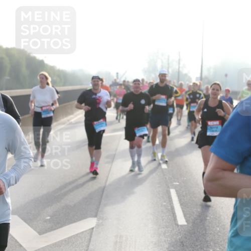 03.10.2026 - Köhlbrandbrückenlauf Jannik Wohlers http://msf.ph/oto/10706097 03.10.2026 09:20:33 Position 3 1140 meine-sportfotos.de