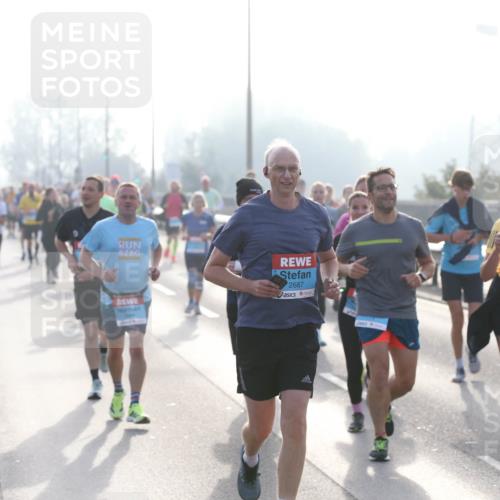 03.10.2026 - Köhlbrandbrückenlauf Jannik Wohlers http://msf.ph/oto/10706124 03.10.2026 09:20:46 Position 3 2687 meine-sportfotos.de
