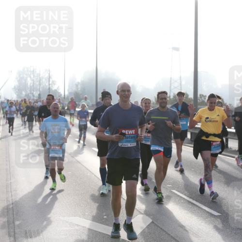 03.10.2026 - Köhlbrandbrückenlauf Jannik Wohlers http://msf.ph/oto/10706127 03.10.2026 09:20:46 Position 3 2687 meine-sportfotos.de