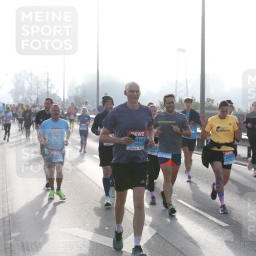 03.10.2026 - Köhlbrandbrückenlauf Jannik Wohlers http://msf.ph/oto/10706129 03.10.2026 09:20:46 Position 3 2687, 38531 meine-sportfotos.de