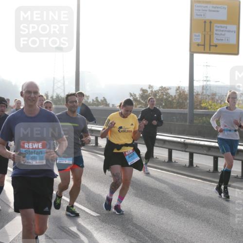 03.10.2026 - Köhlbrandbrückenlauf Jannik Wohlers http://msf.ph/oto/10706132 03.10.2026 09:20:47 Position 3 2687, 1719 meine-sportfotos.de