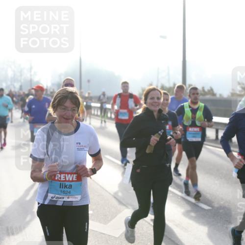 03.10.2026 - Köhlbrandbrückenlauf Jannik Wohlers http://msf.ph/oto/10706186 03.10.2026 09:20:57 Position 3 1624 meine-sportfotos.de