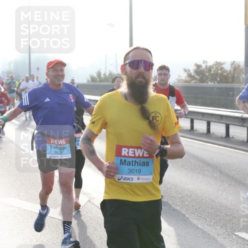 03.10.2026 - Köhlbrandbrückenlauf Jannik Wohlers http://msf.ph/oto/10706198 03.10.2026 09:21:00 Position 3 2836, 3019, 2943 meine-sportfotos.de