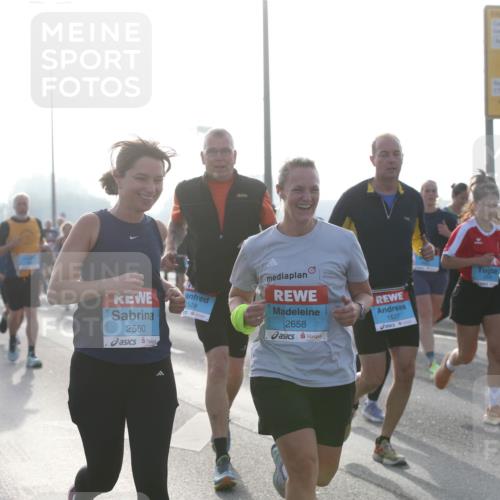 03.10.2026 - Köhlbrandbrückenlauf Jannik Wohlers http://msf.ph/oto/10706217 03.10.2026 09:21:10 Position 3 2560, 528, 2658, 1527 meine-sportfotos.de