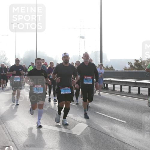 03.10.2026 - Köhlbrandbrückenlauf Jannik Wohlers http://msf.ph/oto/10706238 03.10.2026 09:21:26 Position 3 1105, 2773 meine-sportfotos.de