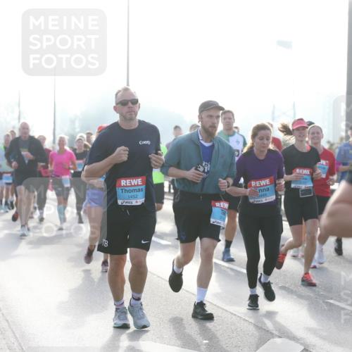 03.10.2026 - Köhlbrandbrückenlauf Jannik Wohlers http://msf.ph/oto/10706242 03.10.2026 09:21:28 Position 3 1452, 3468 meine-sportfotos.de