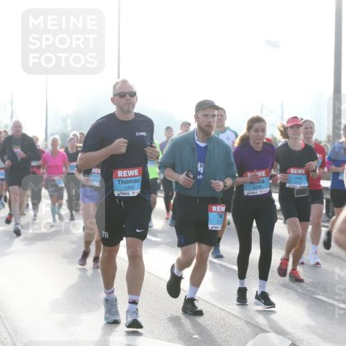 03.10.2026 - Köhlbrandbrückenlauf Jannik Wohlers http://msf.ph/oto/10706244 03.10.2026 09:21:28 Position 3 1452, 3785, 3468 meine-sportfotos.de