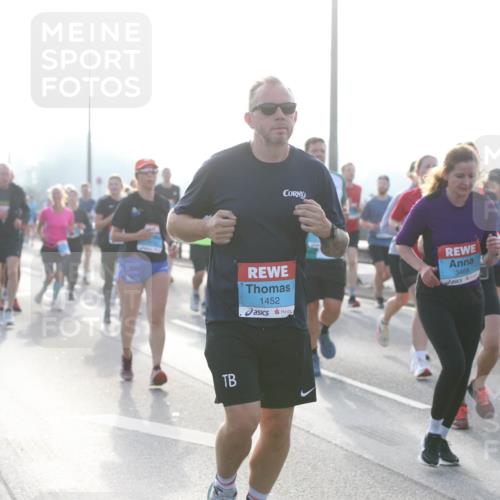 03.10.2026 - Köhlbrandbrückenlauf Jannik Wohlers http://msf.ph/oto/10706252 03.10.2026 09:21:30 Position 3 36, 1452, 3468 meine-sportfotos.de