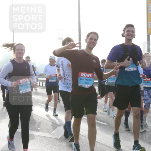 03.10.2026 - Köhlbrandbrückenlauf Jannik Wohlers http://msf.ph/oto/10706312 03.10.2026 09:21:49 Position 3 2647, 1889, 1887, 2737, 1393, 1888 meine-sportfotos.de