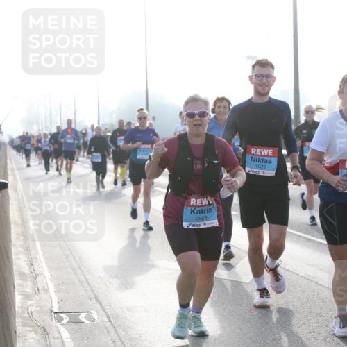 03.10.2026 - Köhlbrandbrückenlauf Jannik Wohlers http://msf.ph/oto/10706338 03.10.2026 09:21:52 Position 3 2, 195, 1029, 1621, 2923 meine-sportfotos.de