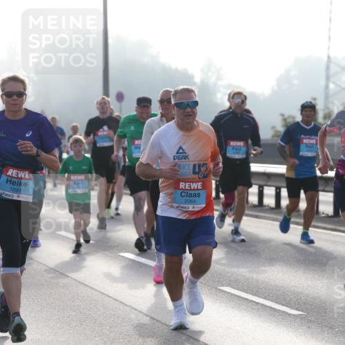 03.10.2026 - Köhlbrandbrückenlauf Jannik Wohlers http://msf.ph/oto/10706372 03.10.2026 09:22:04 Position 3 1691, 2064, 1092, 1209 meine-sportfotos.de