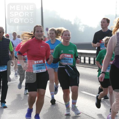 03.10.2026 - Köhlbrandbrückenlauf Jannik Wohlers http://msf.ph/oto/10706382 03.10.2026 09:22:09 Position 3 2895, 2996, 1763, 1552, 765 meine-sportfotos.de