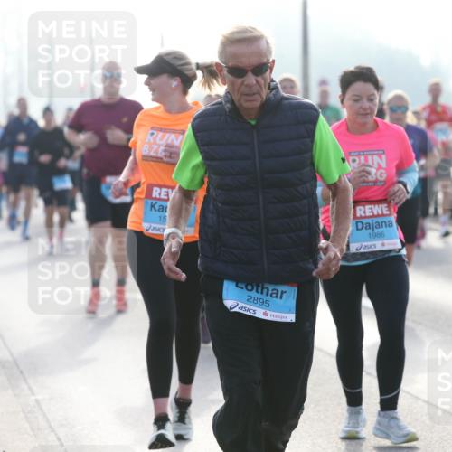03.10.2026 - Köhlbrandbrückenlauf Jannik Wohlers http://msf.ph/oto/10706389 03.10.2026 09:22:12 Position 3 15, 1986, 29, 2895 meine-sportfotos.de