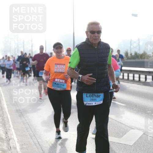 03.10.2026 - Köhlbrandbrückenlauf Jannik Wohlers http://msf.ph/oto/10706394 03.10.2026 09:22:13 Position 3 1577, 2895, 2919 meine-sportfotos.de