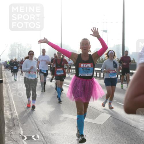 03.10.2026 - Köhlbrandbrückenlauf Jannik Wohlers http://msf.ph/oto/10706462 03.10.2026 09:22:28 Position 3 3118, 2939 meine-sportfotos.de