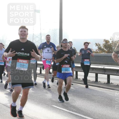 03.10.2026 - Köhlbrandbrückenlauf Jannik Wohlers http://msf.ph/oto/10706535 03.10.2026 09:22:44 Position 3 3772, 3761, 3865, 3677 meine-sportfotos.de