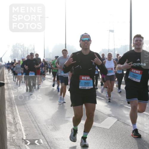 03.10.2026 - Köhlbrandbrückenlauf Jannik Wohlers http://msf.ph/oto/10706540 03.10.2026 09:22:45 Position 3 3772, 3761 meine-sportfotos.de