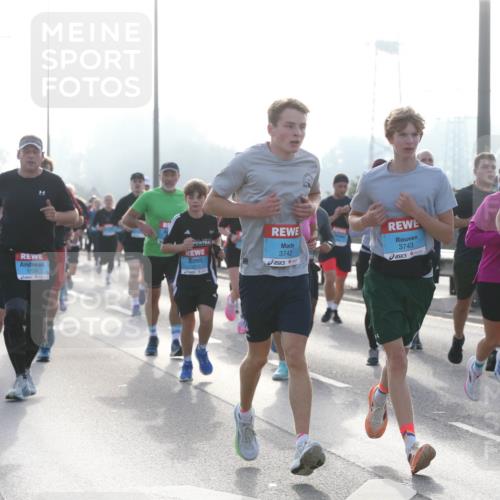 03.10.2026 - Köhlbrandbrückenlauf Jannik Wohlers http://msf.ph/oto/10706545 03.10.2026 09:22:47 Position 3 3743, 3742, 1753 meine-sportfotos.de