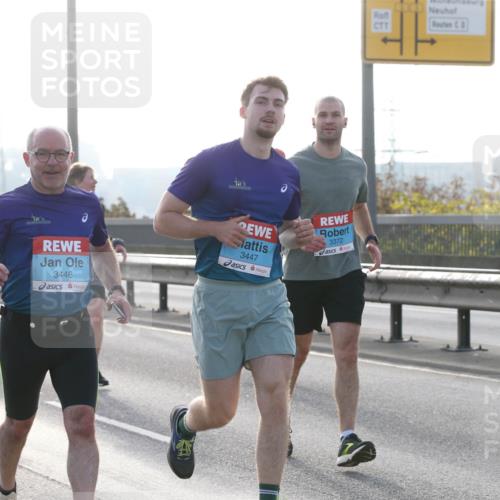 03.10.2026 - Köhlbrandbrückenlauf Jannik Wohlers http://msf.ph/oto/10706744 03.10.2026 09:23:19 Position 3 3446, 4, 3447, 3372 meine-sportfotos.de