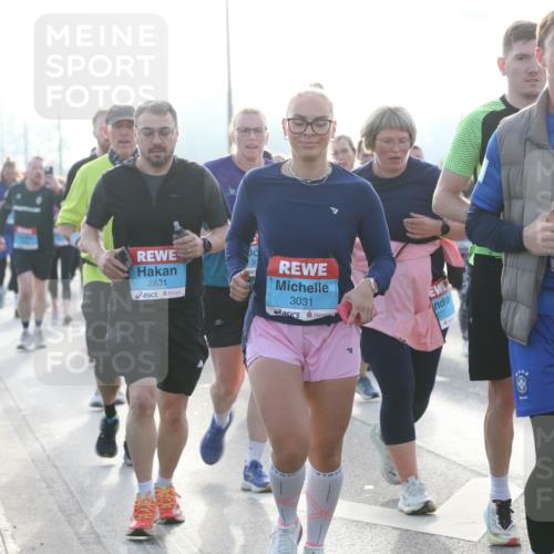 03.10.2026 - Köhlbrandbrückenlauf Jannik Wohlers http://msf.ph/oto/10706809 03.10.2026 09:23:32 Position 3 2831, 3031, 571 meine-sportfotos.de