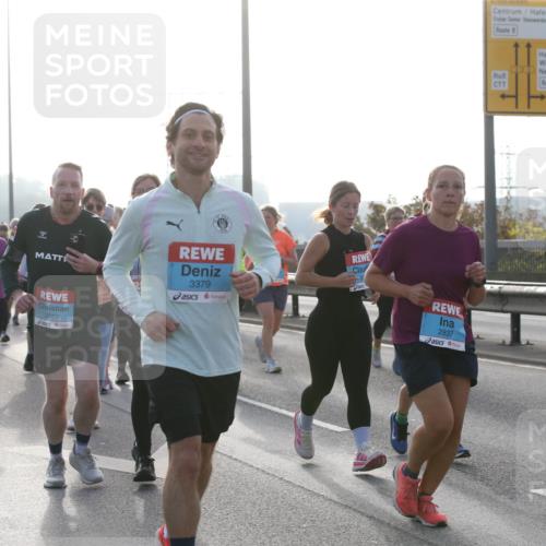 03.10.2026 - Köhlbrandbrückenlauf Jannik Wohlers http://msf.ph/oto/10706838 03.10.2026 09:23:37 Position 3 2066, 3379, 2837 meine-sportfotos.de