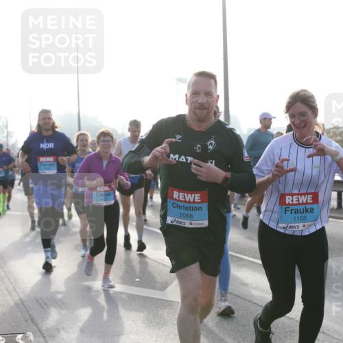 03.10.2026 - Köhlbrandbrückenlauf Jannik Wohlers http://msf.ph/oto/10706853 03.10.2026 09:23:38 Position 3 2066, 1153 meine-sportfotos.de