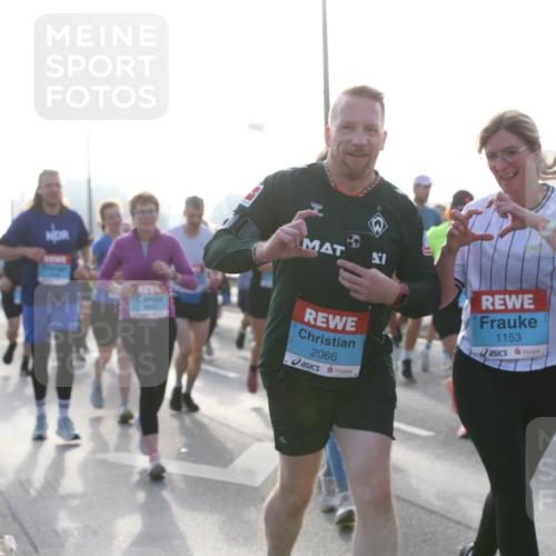 03.10.2026 - Köhlbrandbrückenlauf Jannik Wohlers http://msf.ph/oto/10706861 03.10.2026 09:23:38 Position 3 2066, 1153 meine-sportfotos.de