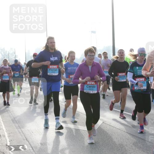 03.10.2026 - Köhlbrandbrückenlauf Jannik Wohlers http://msf.ph/oto/10706863 03.10.2026 09:23:39 Position 3 2020, 2972, 1135, 30 meine-sportfotos.de