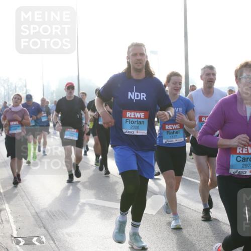 03.10.2026 - Köhlbrandbrückenlauf Jannik Wohlers http://msf.ph/oto/10706880 03.10.2026 09:23:40 Position 3 2020, 1137, 2972 meine-sportfotos.de