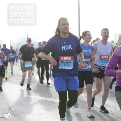 03.10.2026 - Köhlbrandbrückenlauf Jannik Wohlers http://msf.ph/oto/10706890 03.10.2026 09:23:41 Position 3 2020, 37, 1136, 2972 meine-sportfotos.de
