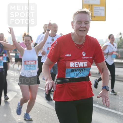 03.10.2026 - Köhlbrandbrückenlauf Jannik Wohlers http://msf.ph/oto/10706984 03.10.2026 09:23:58 Position 3 2487, 1511 meine-sportfotos.de