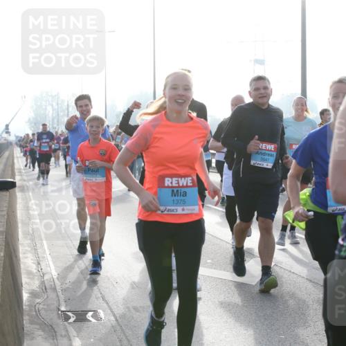 03.10.2026 - Köhlbrandbrückenlauf Jannik Wohlers http://msf.ph/oto/10707009 03.10.2026 09:23:59 Position 3 80, 1378, 1375, 3047, 33, 2925 meine-sportfotos.de