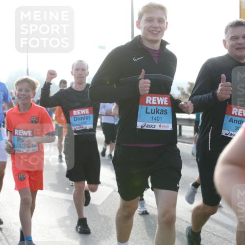 03.10.2026 - Köhlbrandbrückenlauf Jannik Wohlers http://msf.ph/oto/10707026 03.10.2026 09:24:01 Position 3 2834, 13, 1446, 1401, 30 meine-sportfotos.de