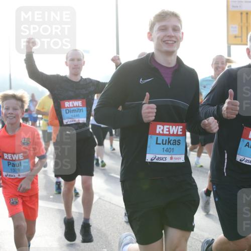 03.10.2026 - Köhlbrandbrückenlauf Jannik Wohlers http://msf.ph/oto/10707031 03.10.2026 09:24:01 Position 3 283, 1378, 1446, 1401, 3047 meine-sportfotos.de