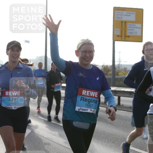 03.10.2026 - Köhlbrandbrückenlauf Jannik Wohlers http://msf.ph/oto/10707106 03.10.2026 09:24:14 Position 3 1610, 1667, 1669 meine-sportfotos.de