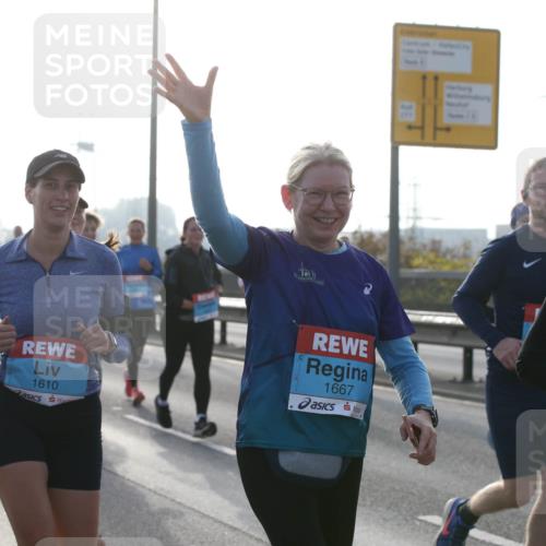 03.10.2026 - Köhlbrandbrückenlauf Jannik Wohlers http://msf.ph/oto/10707109 03.10.2026 09:24:14 Position 3 1610, 1667, 1669 meine-sportfotos.de