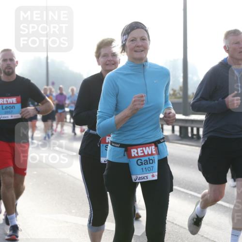 03.10.2026 - Köhlbrandbrückenlauf Jannik Wohlers http://msf.ph/oto/10707187 03.10.2026 09:24:30 Position 3 2857, 1107 meine-sportfotos.de
