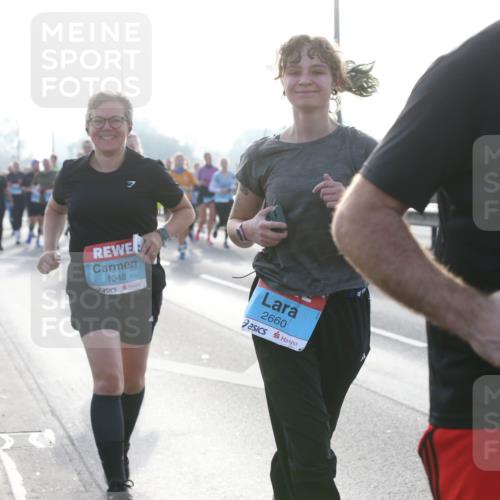 03.10.2026 - Köhlbrandbrückenlauf Jannik Wohlers http://msf.ph/oto/10707197 03.10.2026 09:24:33 Position 3 1348, 2660, 2857 meine-sportfotos.de