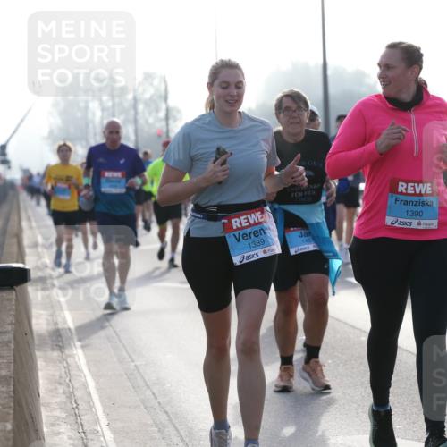 03.10.2026 - Köhlbrandbrückenlauf Jannik Wohlers http://msf.ph/oto/10707270 03.10.2026 09:24:45 Position 3 1389, 1457, 1390 meine-sportfotos.de