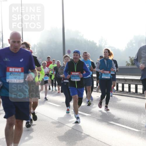 03.10.2026 - Köhlbrandbrückenlauf Jannik Wohlers http://msf.ph/oto/10707290 03.10.2026 09:24:49 Position 3 3095, 3062, 3122, 3183 meine-sportfotos.de
