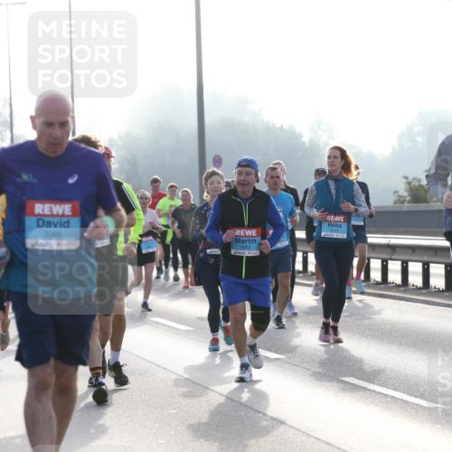 03.10.2026 - Köhlbrandbrückenlauf Jannik Wohlers http://msf.ph/oto/10707293 03.10.2026 09:24:49 Position 3 3095, 3062, 3183, 3122 meine-sportfotos.de