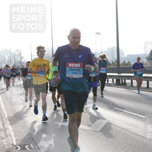 03.10.2026 - Köhlbrandbrückenlauf Jannik Wohlers http://msf.ph/oto/10707307 03.10.2026 09:24:52 Position 3 3095, 3183 meine-sportfotos.de