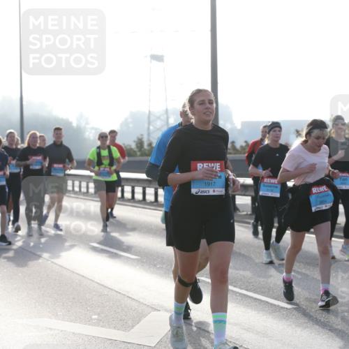 03.10.2026 - Köhlbrandbrückenlauf Jannik Wohlers http://msf.ph/oto/10707339 03.10.2026 09:24:58 Position 3 1917, 3854 meine-sportfotos.de