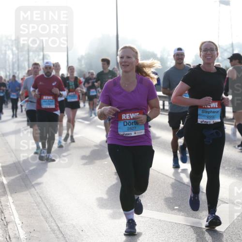 03.10.2026 - Köhlbrandbrückenlauf Jannik Wohlers http://msf.ph/oto/10707375 03.10.2026 09:25:06 Position 3 2827, 2956 meine-sportfotos.de