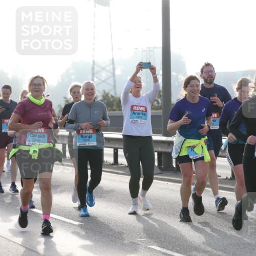03.10.2026 - Köhlbrandbrückenlauf Jannik Wohlers http://msf.ph/oto/10707453 03.10.2026 09:25:24 Position 3 108, 21, 0975, 3460, 3326, 2424, 3637 meine-sportfotos.de
