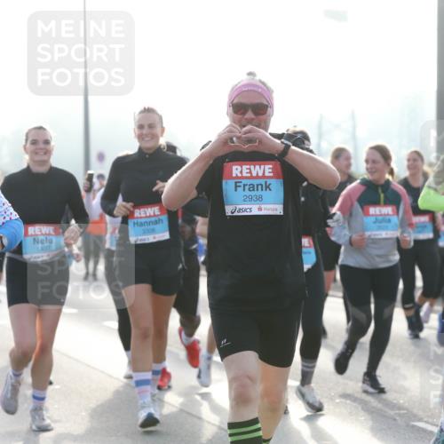03.10.2026 - Köhlbrandbrückenlauf Jannik Wohlers http://msf.ph/oto/10707502 03.10.2026 09:25:32 Position 3 2938, 1407, 3306, 2823, 1340 meine-sportfotos.de