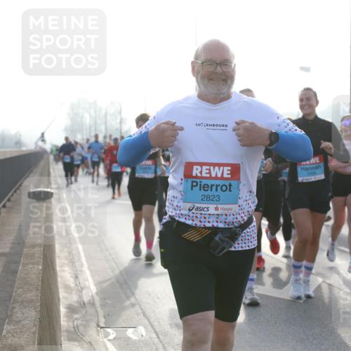 03.10.2026 - Köhlbrandbrückenlauf Jannik Wohlers http://msf.ph/oto/10707513 03.10.2026 09:25:34 Position 3 2823 meine-sportfotos.de