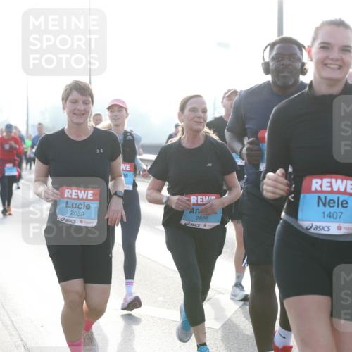03.10.2026 - Köhlbrandbrückenlauf Jannik Wohlers http://msf.ph/oto/10707526 03.10.2026 09:25:36 Position 3 2039, 2826, 1407 meine-sportfotos.de